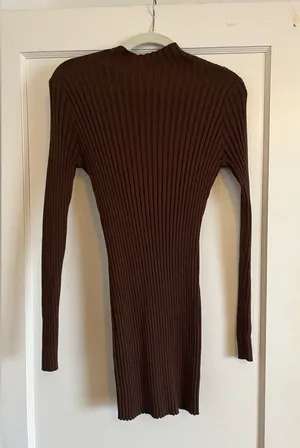 Brown sweater mini dress Size L thumbnail 1