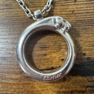 Cartier Silver Metal Panther Circle Keychain Bag Charm Engraved Pendant thumbnail 11