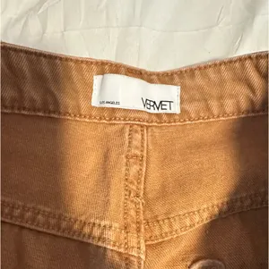 Boutique jeans thumbnail 2