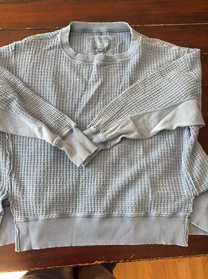 American Eagle Sweater thumbnail 1
