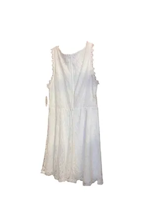 White Lace Sleeveless Dress size small thumbnail 2