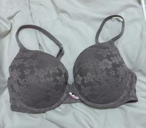 Victoria’s Secret bra size 36 with rhinestones thumbnail 1
