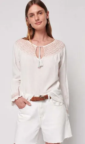 FAHERTY Laura Embroidered Top in Whisper White Smocked Neck‎ Peasant size XS thumbnail 1