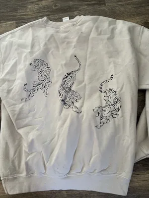 Urban Outfitters Crewneck thumbnail 2
