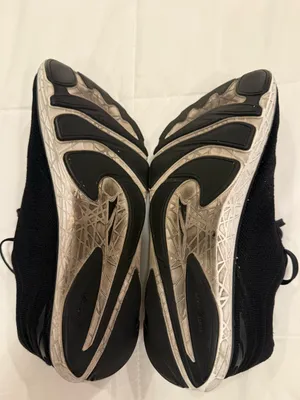 Altra Women's Escalante 2.5 Road Running Shoes Black White Size 8.5 thumbnail 5