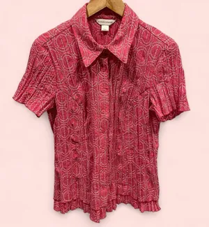 Vintage 90’s-y2k pink white embroidered crinkle short sleeve scallop hem blouse thumbnail 3