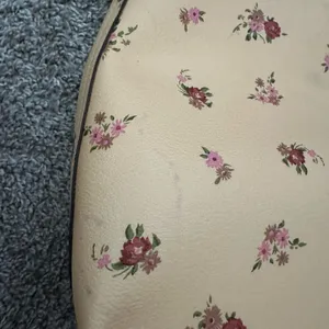 Coach x Disney Floral Tote Bag (NO WRISTLET) thumbnail 14