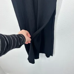 ASTR The Label Black Ribbed‎ Knit Twist Front V Neck Midi Dress XS Date Night thumbnail 6
