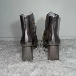 Worthington‎ Women's Silver Metallic Block Heel Ankle Boots Size 8 Medium thumbnail 5