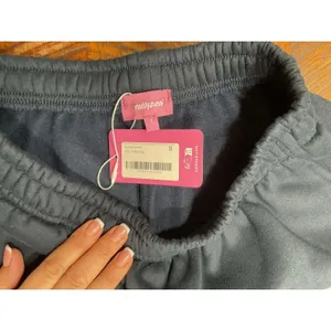 Edikted heart sweatpants thumbnail 7