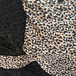 Aerie Wrap One Piece Swimsuit Size Medium Leopard Print thumbnail 15