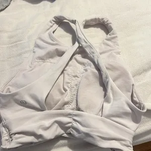 Yoga bra thumbnail 2