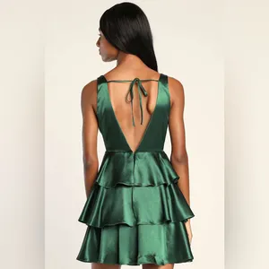 NWT Lulus Tiers of Joy Emerald Green Satin Tie- Back Tiered Mini Dress thumbnail 2