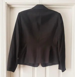 Black Blazer thumbnail 2