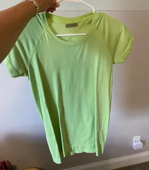 Lululemon Swiftly Tech Short Sleeve thumbnail 1