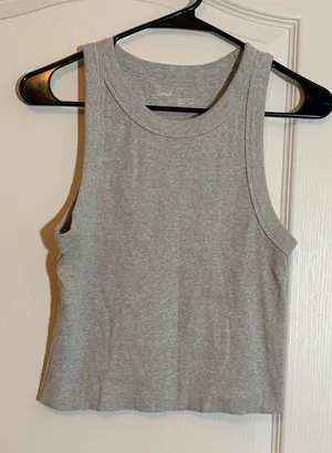 Aerie gray tank. Size large. Great condition. thumbnail 1