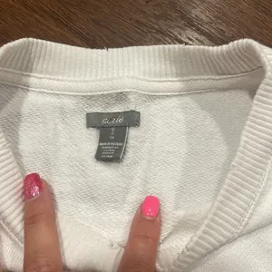 White Aerie cropped sweater thumbnail 3
