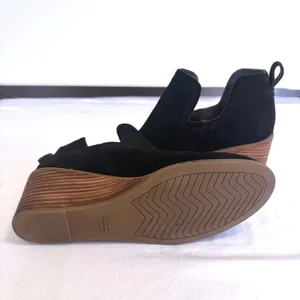 TOMS Kallie Black Suede Side‎ Cutout Wedge Ankle Booties Womens 9.5 thumbnail 6