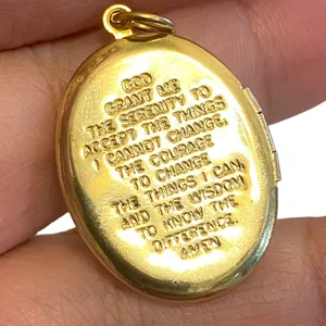 Praying Hand Vintage Locket Etched Floral Pendant Gold Tone Prayer Open Closed thumbnail 4