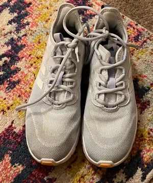 Adidas bounce sneakers 8.5‎ thumbnail 1