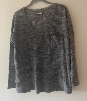 American‎ Eagle Knit V-Neck Sweater Lightweight thumbnail 1