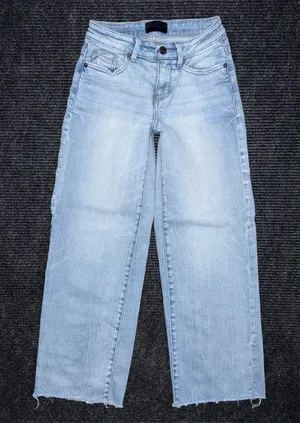 Buckle Black Fit No 23 Cropped Wide Leg Jeans Sz 24 x 27 Light Wash BBX1004A thumbnail 1
