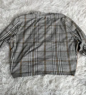 Black Crop Top Size XS thumbnail 6