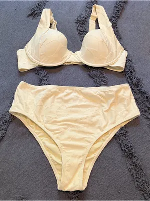 Mono B Cream Textured Spot High-Waisted Underwire Bikini Set 2p. Large. thumbnail 1