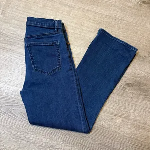 •LOFT• THE KICK CROP JEANS thumbnail 2