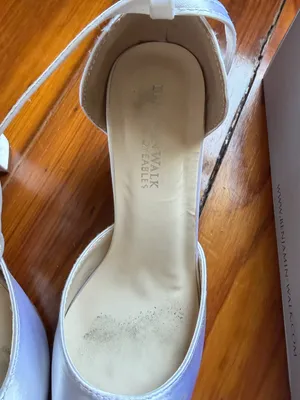 Benjamin Walk Dyeables Amanda Style White Satin Block Heel Closed Toe Pumps thumbnail 8