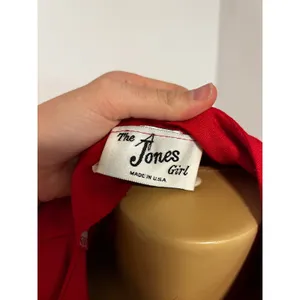 The Jones Girl Vintage 80s Red Double Breasted Puff Shoulder Sheath Dress 12 thumbnail 7