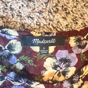 Madewell Floral Print Long Sleeve Peasant Top‎ Burgundy Pansy Motif Size Small thumbnail 4