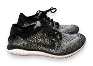 Nike Women's‎ Free RN Flyknit 2018 White Black Mesh Sneakers Sz 9 thumbnail 1