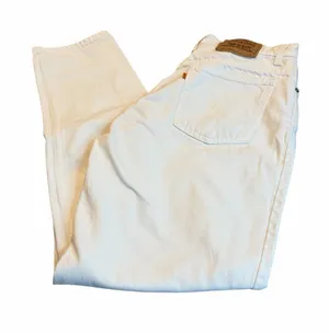 LEVI’S vintage orange tab white 950 jeans thumbnail 1