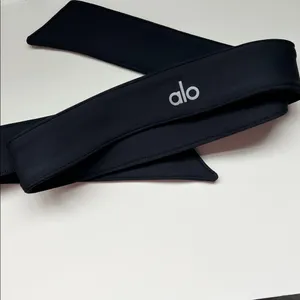 ALO Yoga Black Hairband thumbnail 3