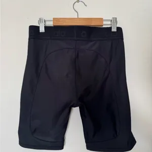 Alo Black Workout Shorts thumbnail 3