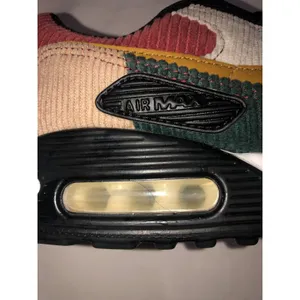Nike Air Max 90 Corduroy Sneakers Womens Size 8 Fall Y2K Retro Sporty Streetwear thumbnail 7
