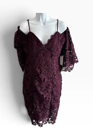 NWT ASTR The Label Lace Dress Size M Wine Cold Shoulder Floral Crochet Cocktail thumbnail 1