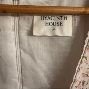 TUCKERNUCK Pink Ditsy Floral Lace Isabelle Mini Dress‎ – Hyacinth House 🌸 thumbnail 12