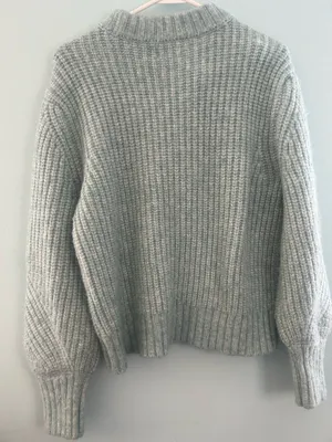 Women’s Sweater   thumbnail 6