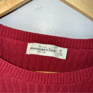 abercrombie fitch Red‎ Ribbed Fitted Sweater Medium thumbnail 3