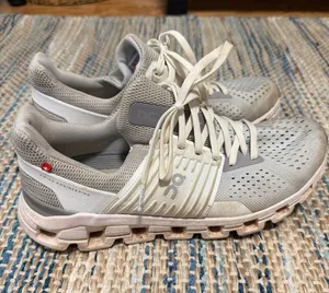 Women’s On Cloud sneakers thumbnail 1