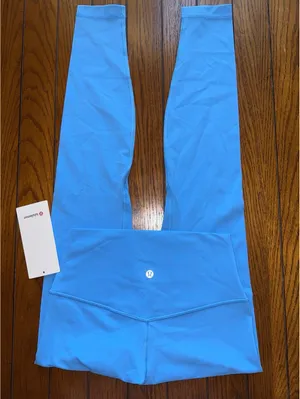 Lululemon Align High Rise 28” Ocean Wave Size 6 NWT thumbnail 1
