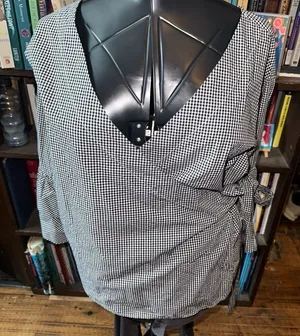 Loft checked crossover M ruffled sleeve minimalist blouse thumbnail 1