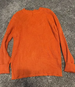 Sweater Orange Size M thumbnail 1