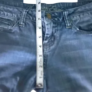 American Eagle Vintage Low Rise Blue Jeans Embroidered Bleached Pattern Pockets thumbnail 4