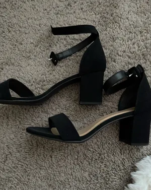 Block Heels Black Size 8.5 thumbnail 2