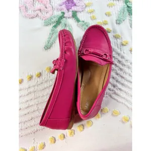 Shosh Womens Hot Pink Bit Driving Loafers Moc Toe Slip On Flats SY76 Size 7.5 thumbnail 2
