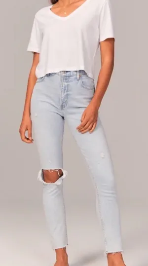 Abercrombie & Fitch Skinny High Rise Jeans Distressed Light Wash Size‎ 32 / 14 thumbnail 1