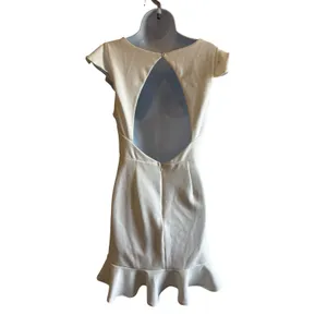 Selfie Leslie White Cutout Open Back Ruffle Hem Mini Fit Flare Dress US L Bridal thumbnail 3